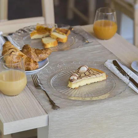 Les Magnolia Bed & Breakfast