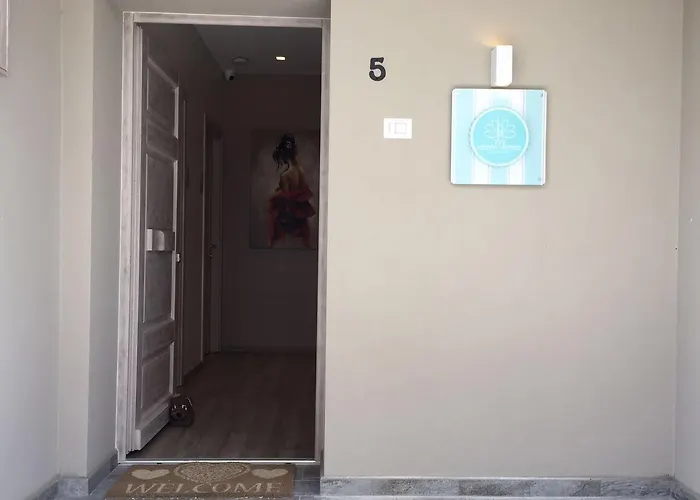 Les Magnolia Oda ve Kahvaltı 4*