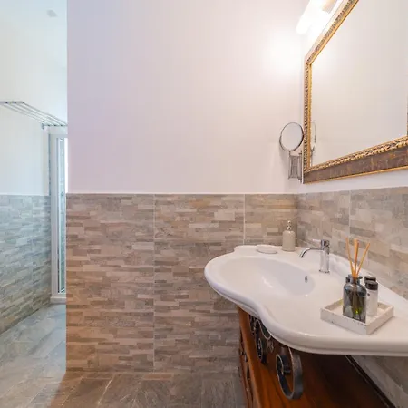 Les Magnolia Gæstehus 3*