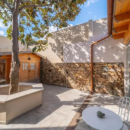 Les Magnolia Gæstehus Olbia