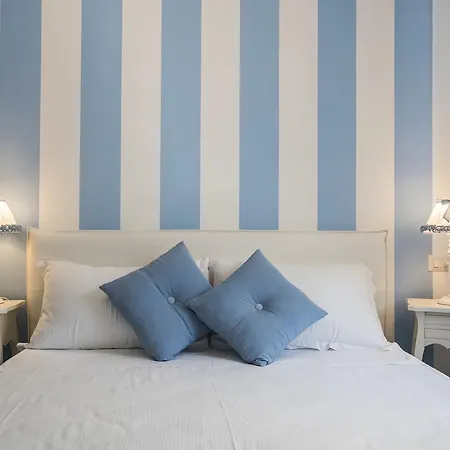 Les Magnolia Bed and Breakfast 4*