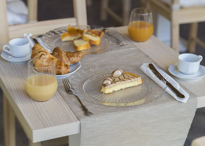 Les Magnolia Bed & Breakfast